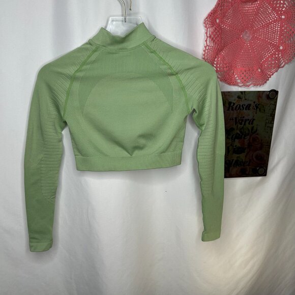 Alphalete Ozone High Neck Tee Athletic Long Sleeve T-Shirt Size XS - Picture 4 of 7